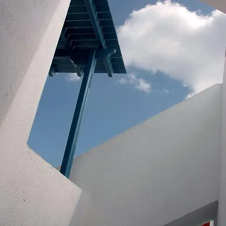 Hotel Kostas Perissa (Santorini)
