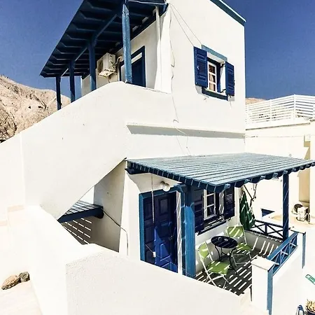 Отель Kostas 4*