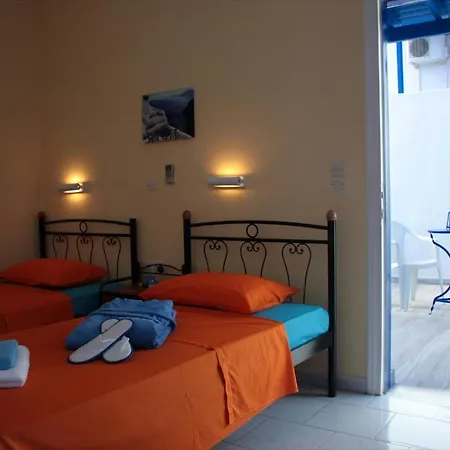 Отель Kostas 4*