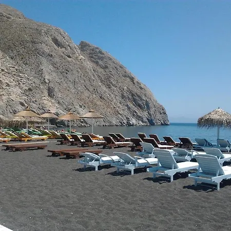 Kostas Отель 4*